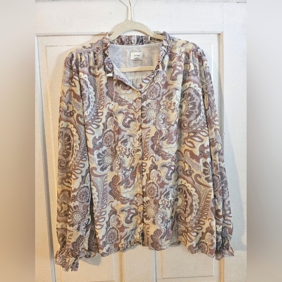 Wilfred neutral paisley button up blouse - Picture 1 of 4